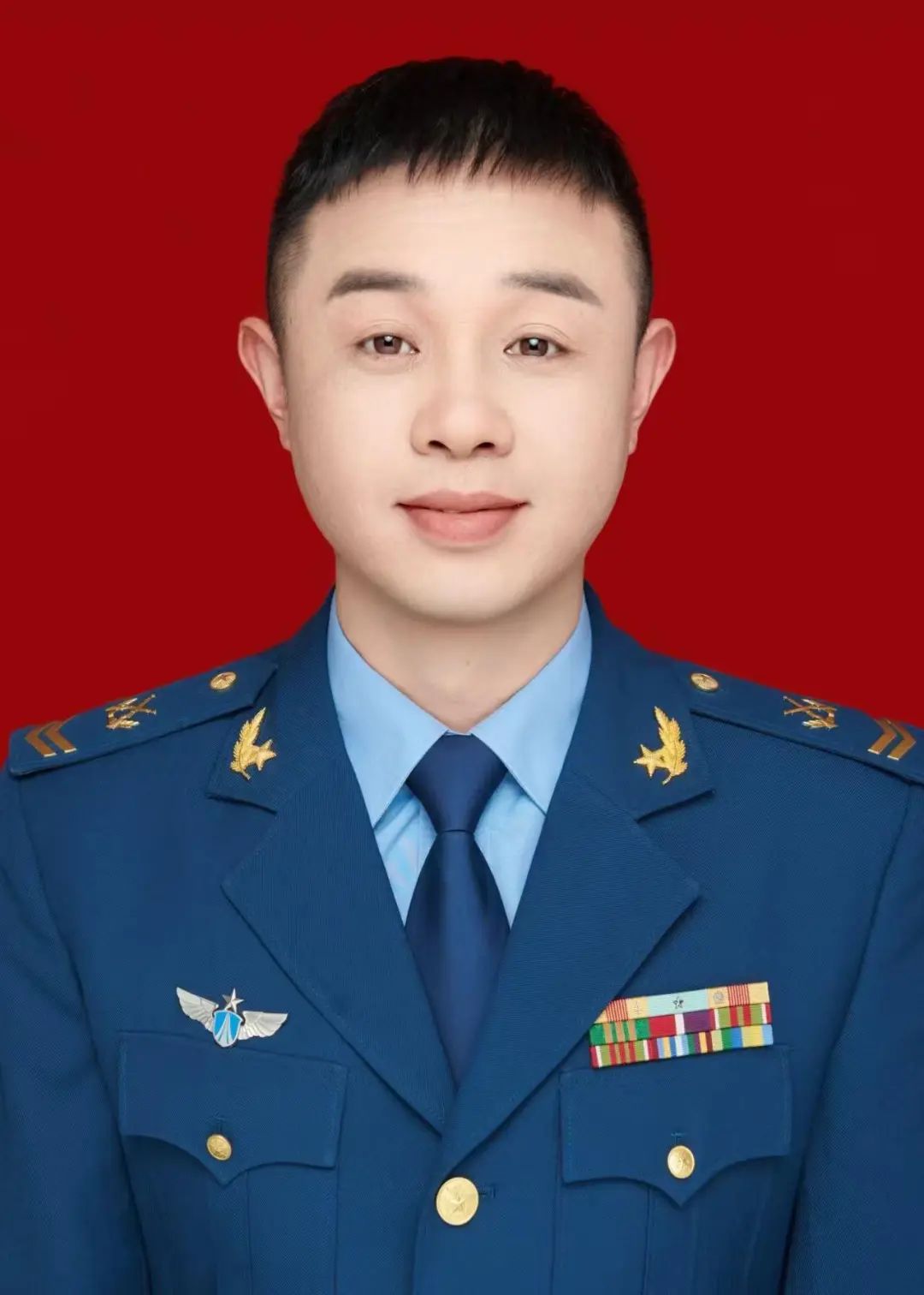 黄铖成2.jpg