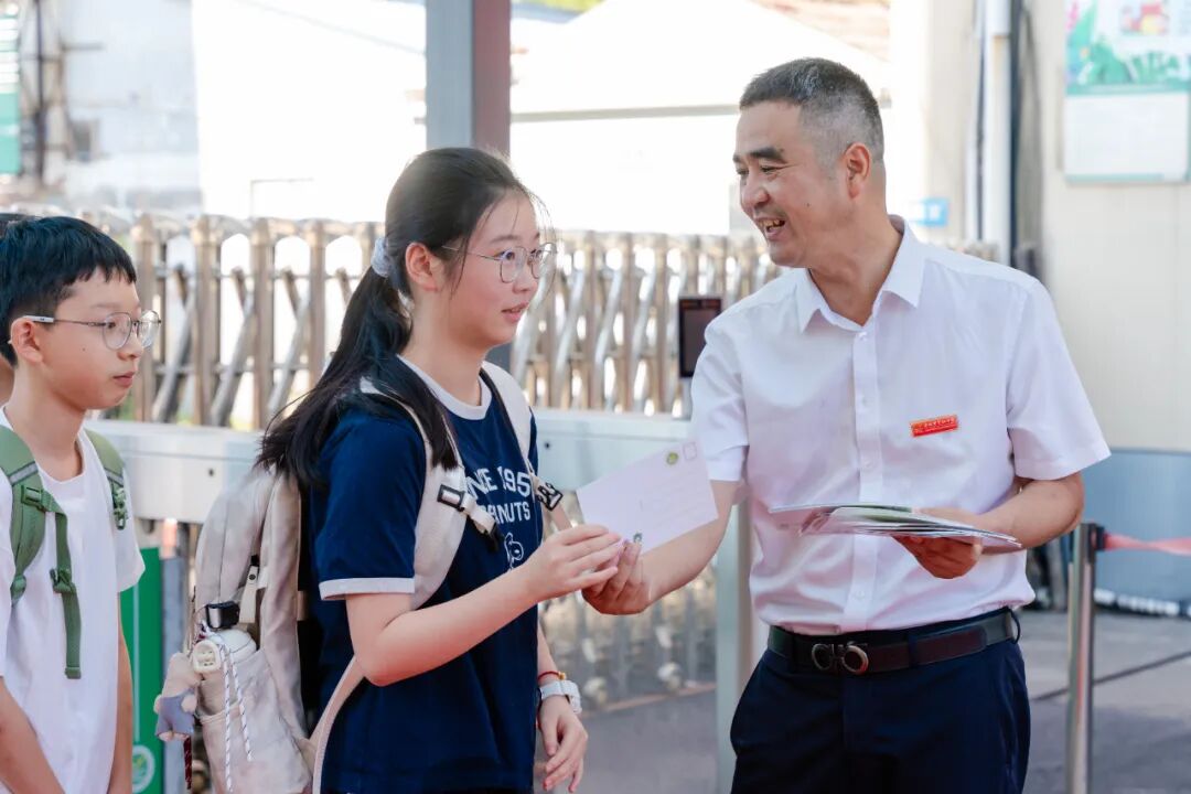 https://mmbiz.qpic.cn/sz_mmbiz_jpg/m4ERCdic7r9b7Wp418K0EbhxhgUDAbiaKtVAYOmnCibhoeLMiblBZuBTjcjOXYdtgiaZ2szz2PiabVsjnIH1AGWzfERQ/640?wx_fmt=jpeg&from=appmsg