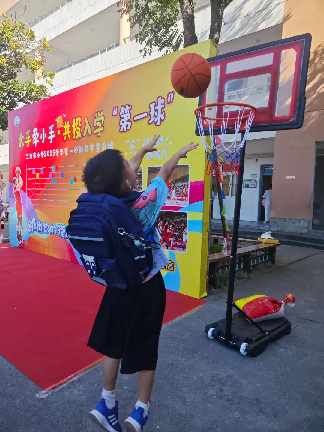 https://mmbiz.qpic.cn/sz_mmbiz_jpg/m4ERCdic7r9b7Wp418K0EbhxhgUDAbiaKtLGbYjWf4ibueMbNx9lFDetQHTl53zxGsD1vf3vvyGOLkI9UiaO4JNssQ/640?wx_fmt=jpeg&from=appmsg