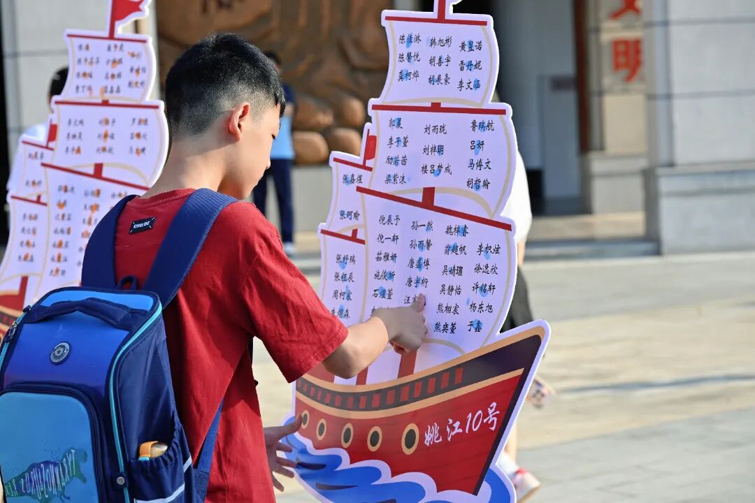 https://mmbiz.qpic.cn/sz_mmbiz_jpg/m4ERCdic7r9b7Wp418K0EbhxhgUDAbiaKtDY64YpTRJj51Llic2HXO3BUBhiaYRRUGvYkSqSfJUkE4XGD7tFeIMib8w/640?wx_fmt=jpeg&from=appmsg